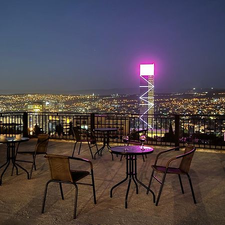 Brothers Apartments With Terrace In Old تبليسي المظهر الخارجي الصورة